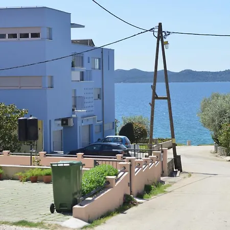 Apartment Nadica